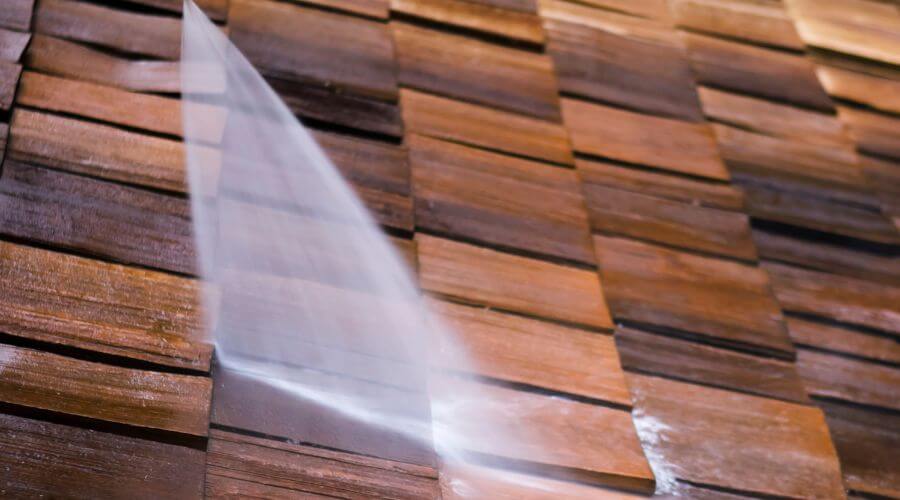 Professional gutter cleaning in Ipava, IL